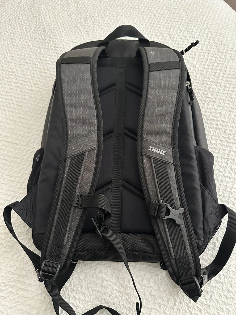 Thule Charcoal Gray Backpack with Teal Accent
